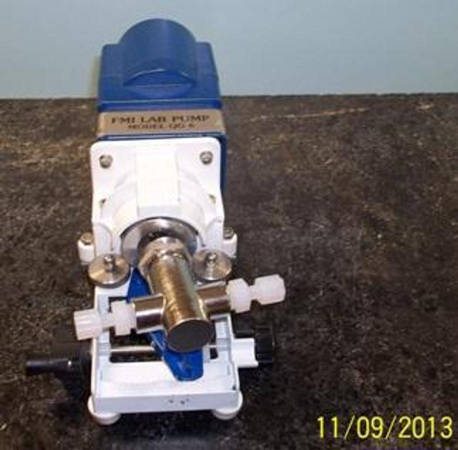 Used FLUID METERING INC. TYPE: QG-6 FMI LAB PUMP MODEL: QG6-2 W/ PISTON DIAMETER 3/8" FLOW RANGE ML/MIN 0 TO 4.32 PRESSURE PSIG 50 W/ MOTOR MODEL: V06231AA11 VOLTS: 115 A.C. 60 HZ AMP. 87 PHASE 1 DUTY CONT AUTO T/O OUTPUT RPM 6.8