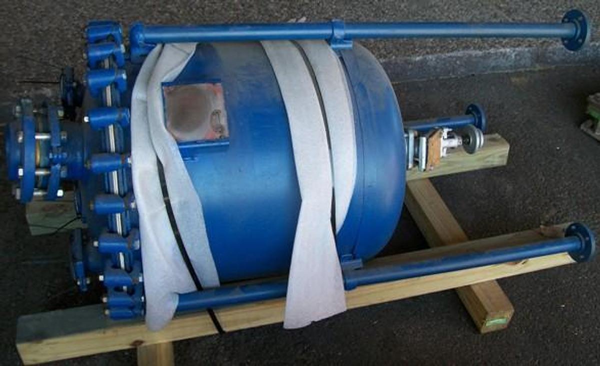 Used PFAUDLER 50 GALLON STEEL GLASSED LINED VERTICAL REACTOR YEAR 1988
