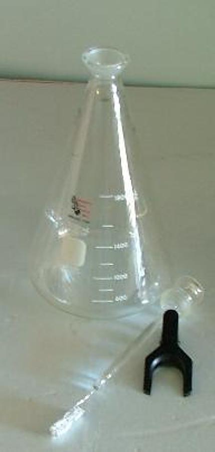 Used SCHONIGER COMBUSTION FLASKS CONSISTING OF 2000 ML ERLENMEYER FLASK WITH A STOPPER WITH GLASS TIP THAT EXTENDS 130 MM BELOW GROUND JOINT AND AN PLATINUM GAUZE BASKET