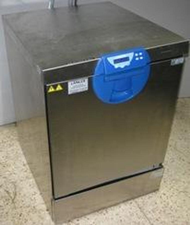 Used LANCER ULTIMA SERIES UNDER COUNTER GLASSWARE WASHER REF: 815LX
