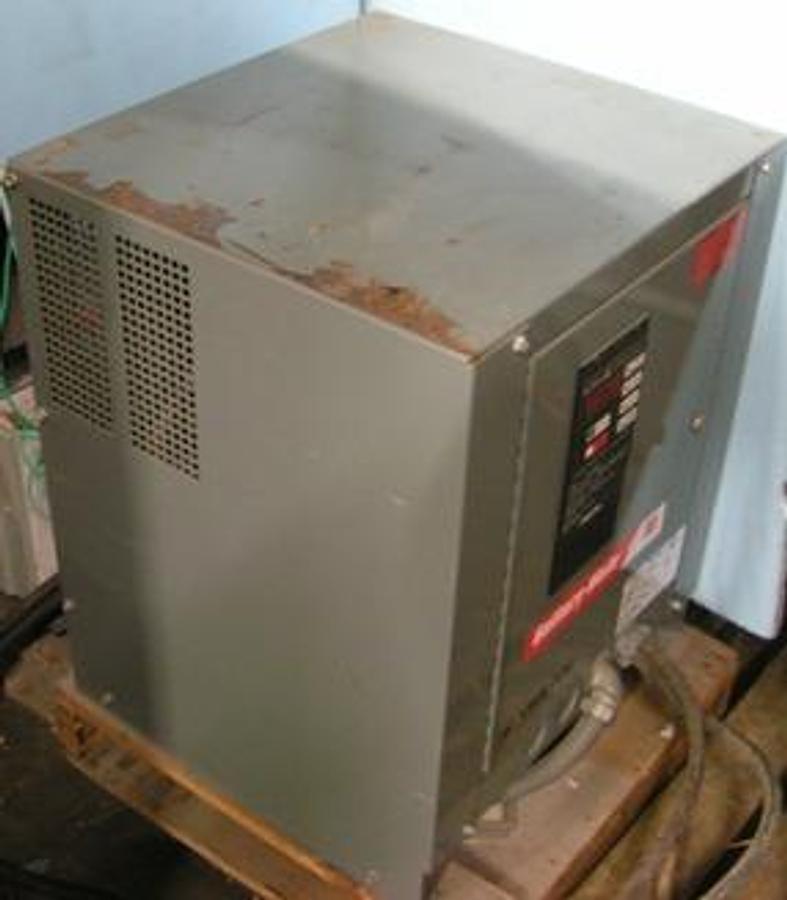 Used AMETEK PRESTOLITE POWER BATTERY CHARGER MODEL: 965H3-12C