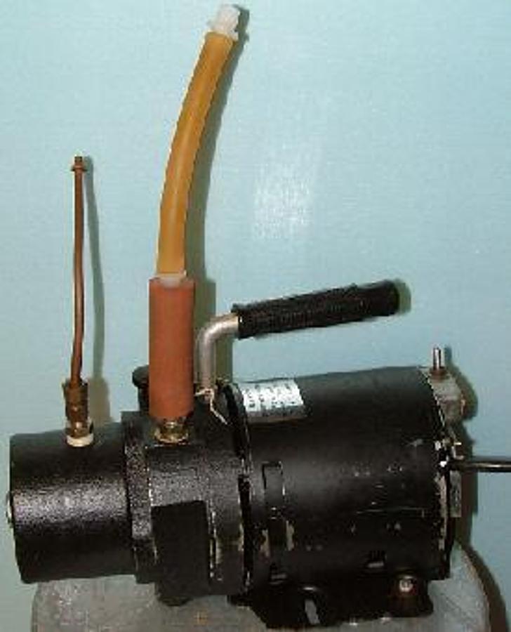 Used QTY. 1. SCIENTIFIC EQUIPMENT PUMP 5XBG001 D HP Â¼