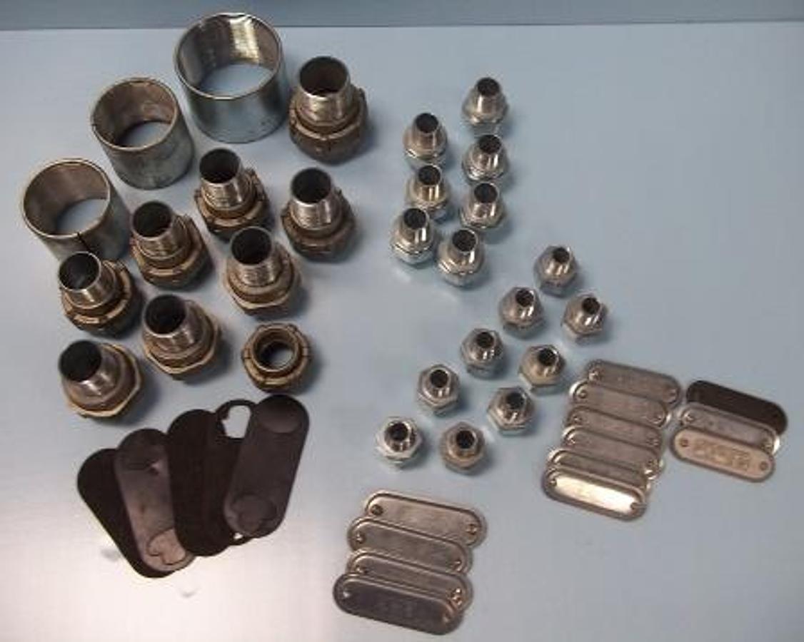 Used QTY. 1. LOT CROUSE HINDS ELECTRICAL FITTINGS CONSISTING OF: (1)
