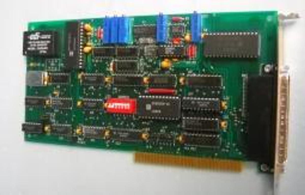 Used QTY. 1. UNIVERSAL CONTROL BOARD REV 4