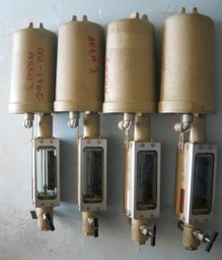 Used BROOKS INSTRUMENT DIVISION MODEL# 1110CZ2466611-09A0B0A DO NOT EXCEED 175 PSIG @ 250°F 10-100 PERCENT OF MAXIMUM FLOW DATA TAG SCALE X .06= GPM LIQ SP. GR. 1.0