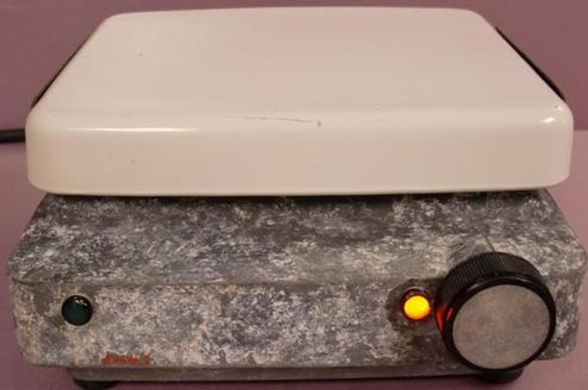 Used QTY. 1. CORNING LABORATORY STIRRER