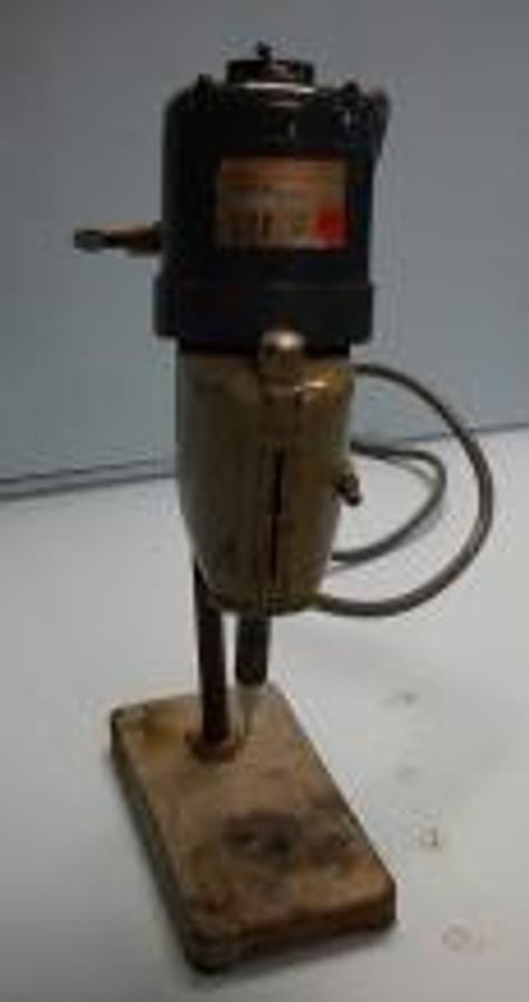 Used QTY. 1. CENTRAL SCIENTIFIC COMPANY DIVISION OF CENCO INSTRUMENTS CORPORATION