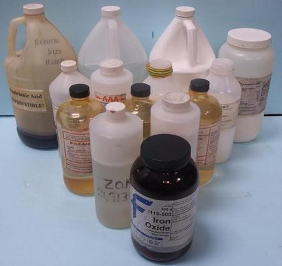 Used LOT OF CHEMICALS WITH 1. GENERAL LABORATORY SUPPLY 4 LITER