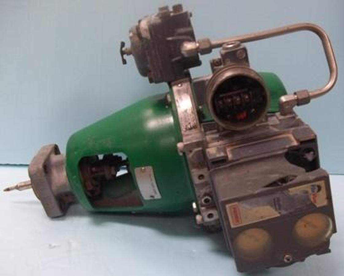 Used QTY. 1. FISHER CONTROLS SYSTEM 90000 CONTROL VALVE