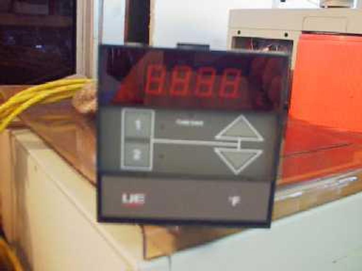 Used DAVIS INSTRUMENTATION MODEL 0972K73