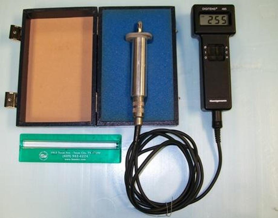 Used QTY. 1. HONIGMAN DIGITENS 485 HAND HELD MEASURING AMPLIFIER FOR CAPACITIVE MEASURING CELLS