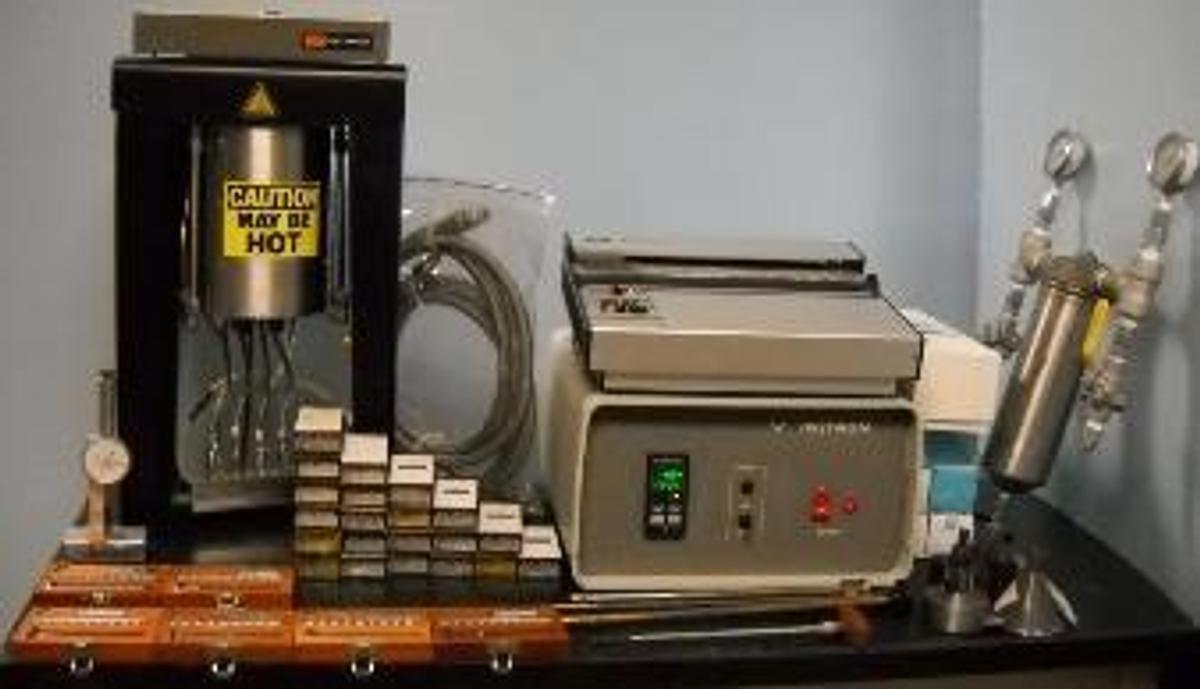 Used INSTRON WATER COOLED 3213 RHEOMETER