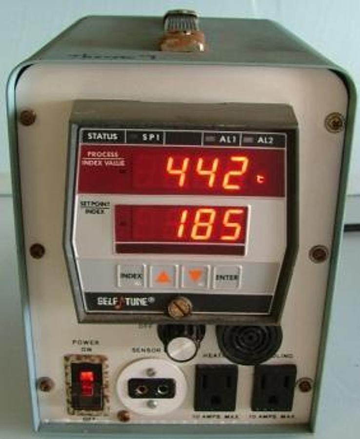 Used SELF-TUNE MODEL 300 PORTABLE CONTROLLER 120 VAC 10 A