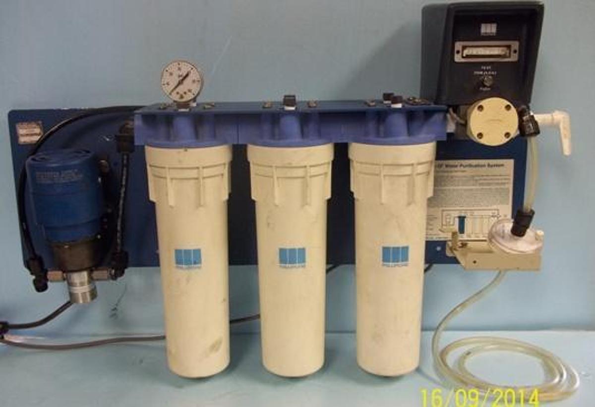Used MILLIPORE MILLI-Q WATER PURIFICATION SYSTEM