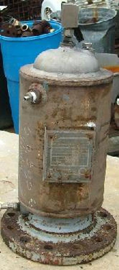 Used QTY. 1. PRENTEX ALLOY FABRICATORS FLANGED BOTTOM JACKETED MIXING POT