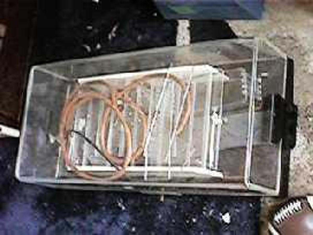 Used RECO ELECTROPHORESIS MIGRATION CHAMBER