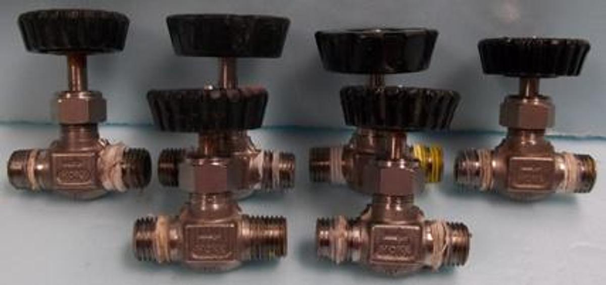 Used QTY. 6. HOKE VALVE