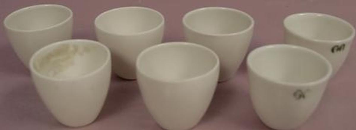 Used QTY. 7. COORS USA PORCELAIN CHEMISTRY CRUCIBLES 1 1/8".