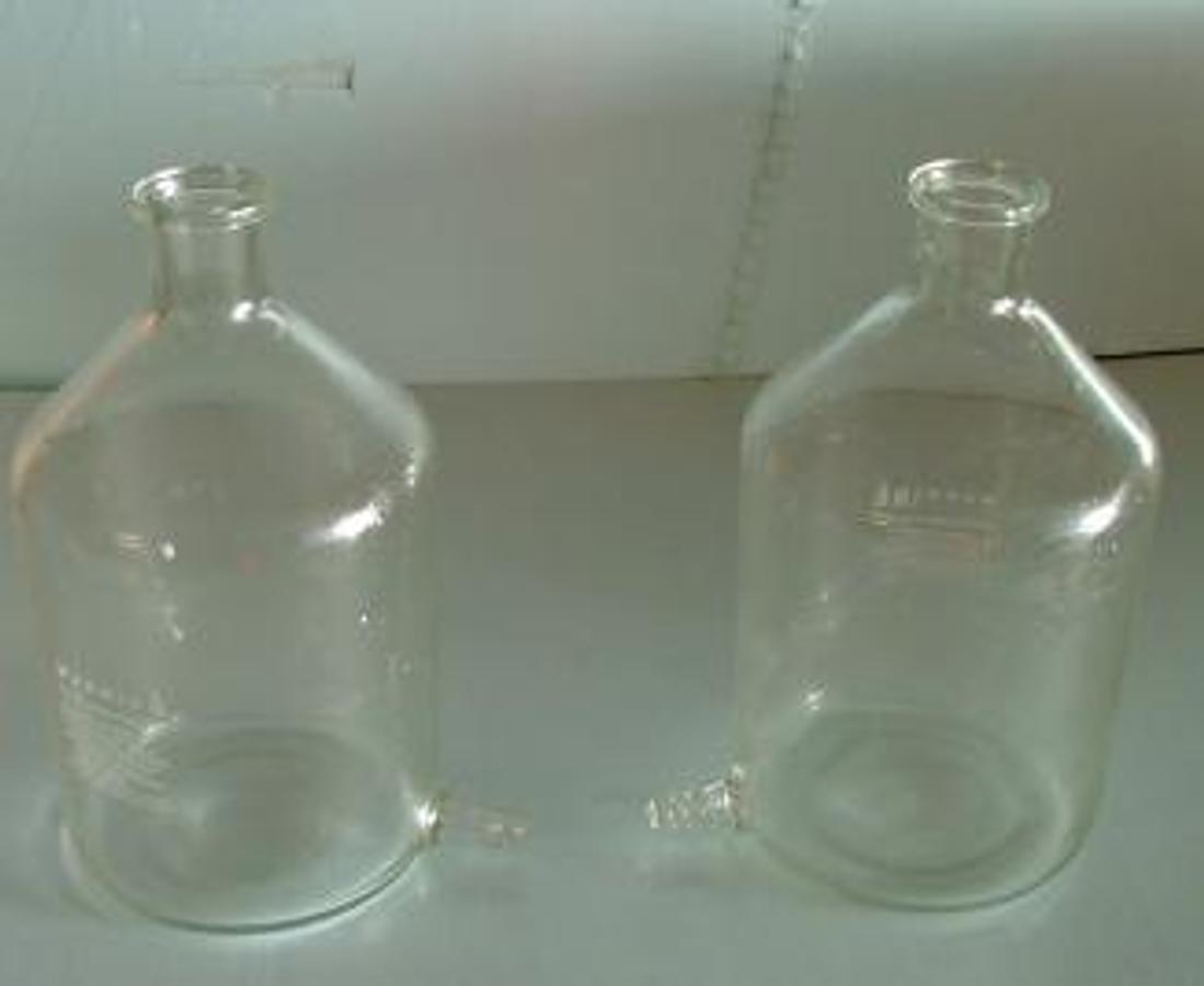 Used CORNING 2500 ML