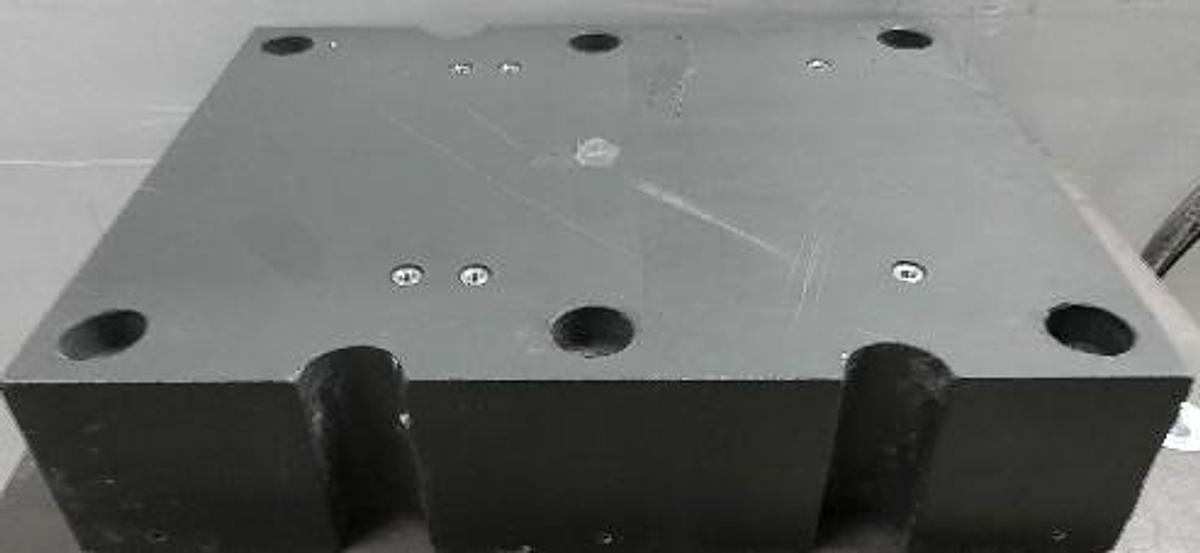 Used 112 LBS. STABLE BASE