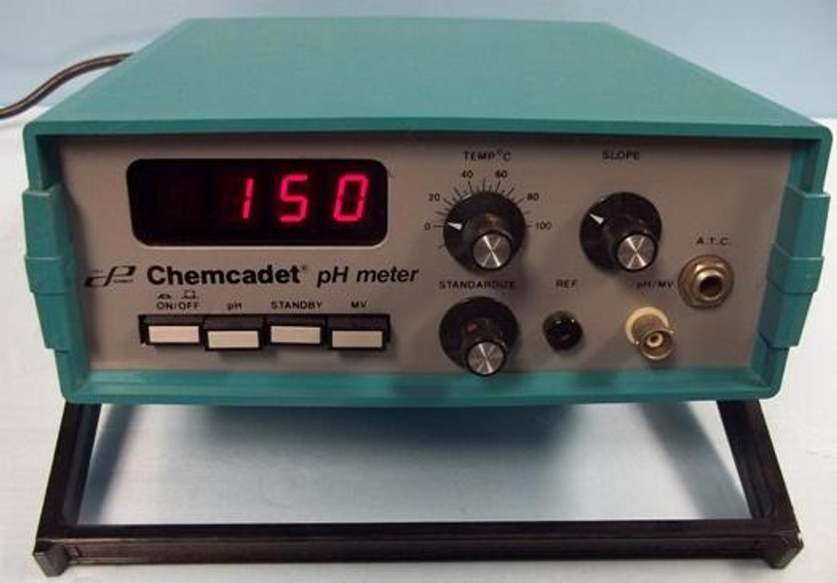 Used QTY. 1. COLE-PARMER CHEMCADET PH METER MODEL: 5984-50