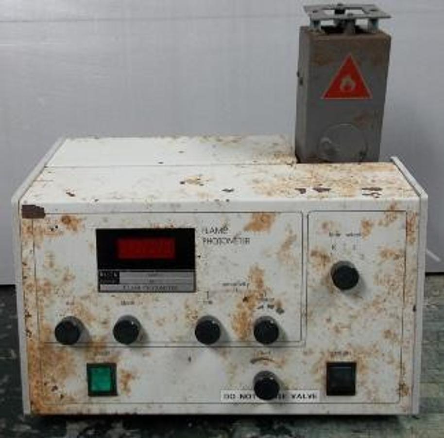 Used BUCK SCIENTIFIC FLAME PHOTOMETER