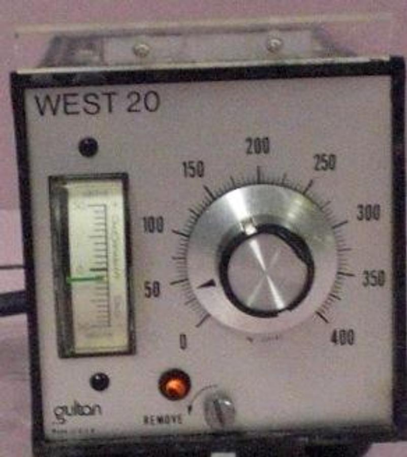 Used QTY. 1. WEST 2O / GULTON TEMPERATURE CONTROLLER 0-400 DEG.
