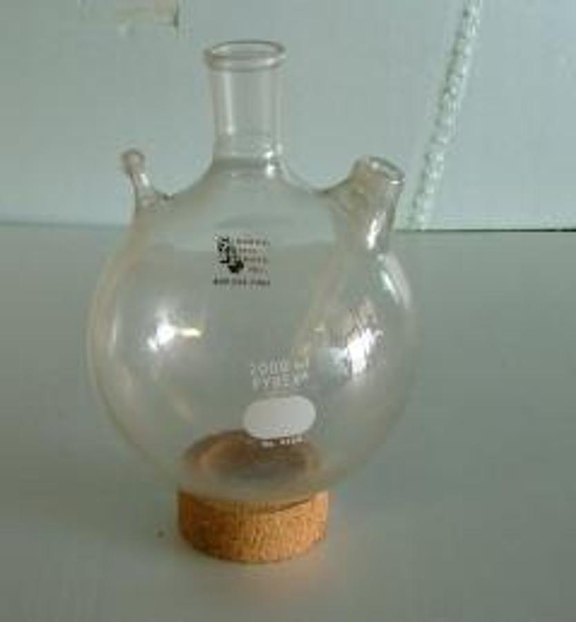 Used QTY. 1. SCIENTIFIC GLASS AND PLASTIC 2000 ML ROUND BOTTOM 2 NECK BOILING FLASK WITH THERMOCOUPLE HOLDER