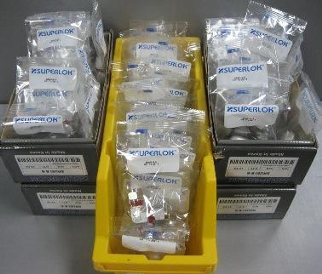 Used SUPERLOK ½" T X 3/8" T