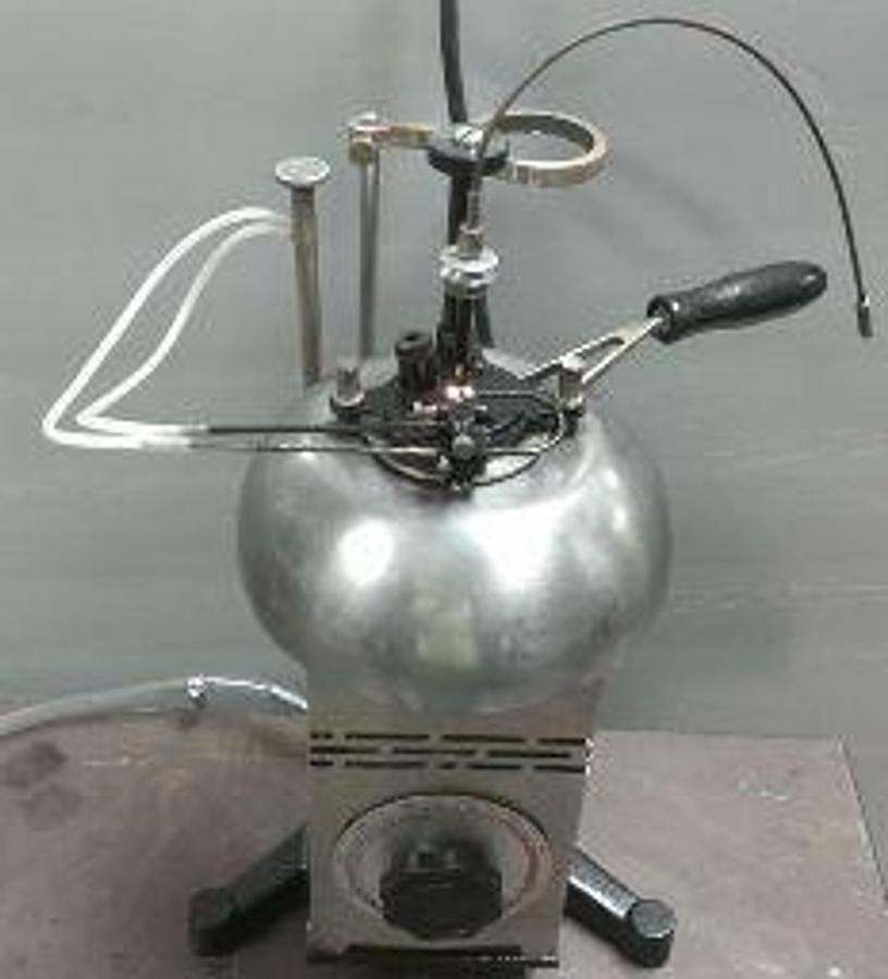 Used PRECISION SCIENTIFIC MANUAL PENSKY MARTENS ASTM D93 CLOSED CUP FLASHPOINT TESTER