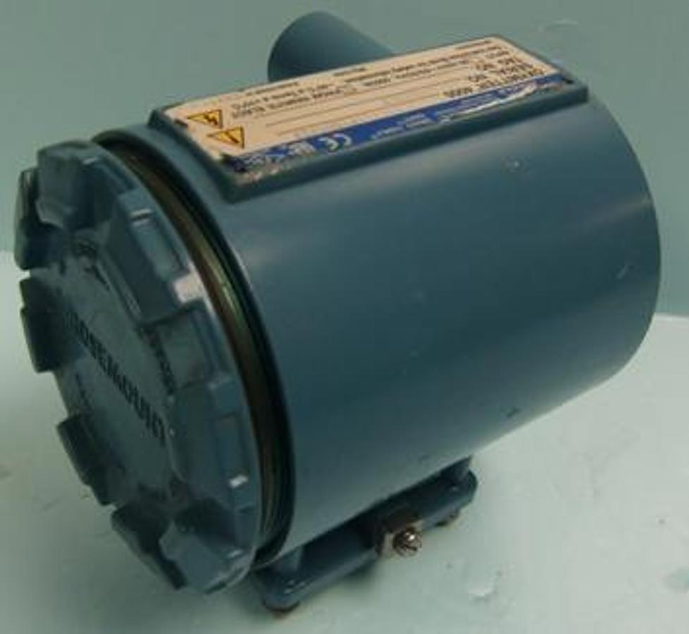 Used QTY. 1. ROSEMOUNT ANALYTICAL SMART FAMILY HART OXYMITTER 4000 OXT4A 33121421000212