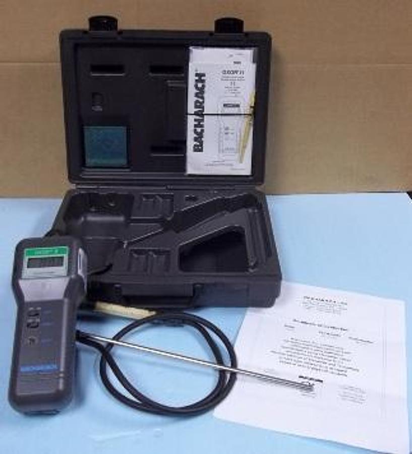 Used BACHARACH ELECTRONIC GAS ANALYZER MODEL: OXOR II