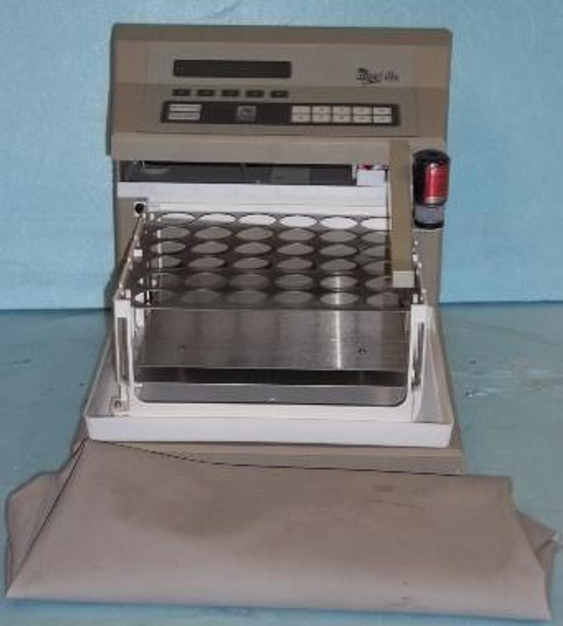 Used ISCO FOXY JR FRACTION COLLECTOR 117V 0.7A 60HZ SERIES 623870002-95318