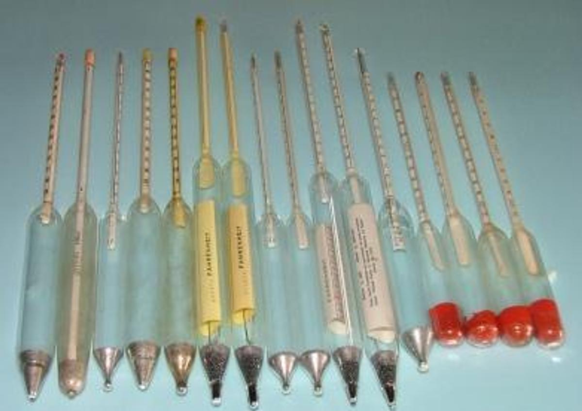 Used LOT OF HYDROMETERS FISHER BRAND FISHER SCIENTIFIC A) 29-41 B) 29-41 C) 29-41 D) 29-41 E) 9-21 F) 19-31 G) 29-41 H) 29-41 I) 9-21 J) 29-41 K) 29-41 L) 9-21 M) 20-20 N) 10-10 O) 10-10 P) 20-20.