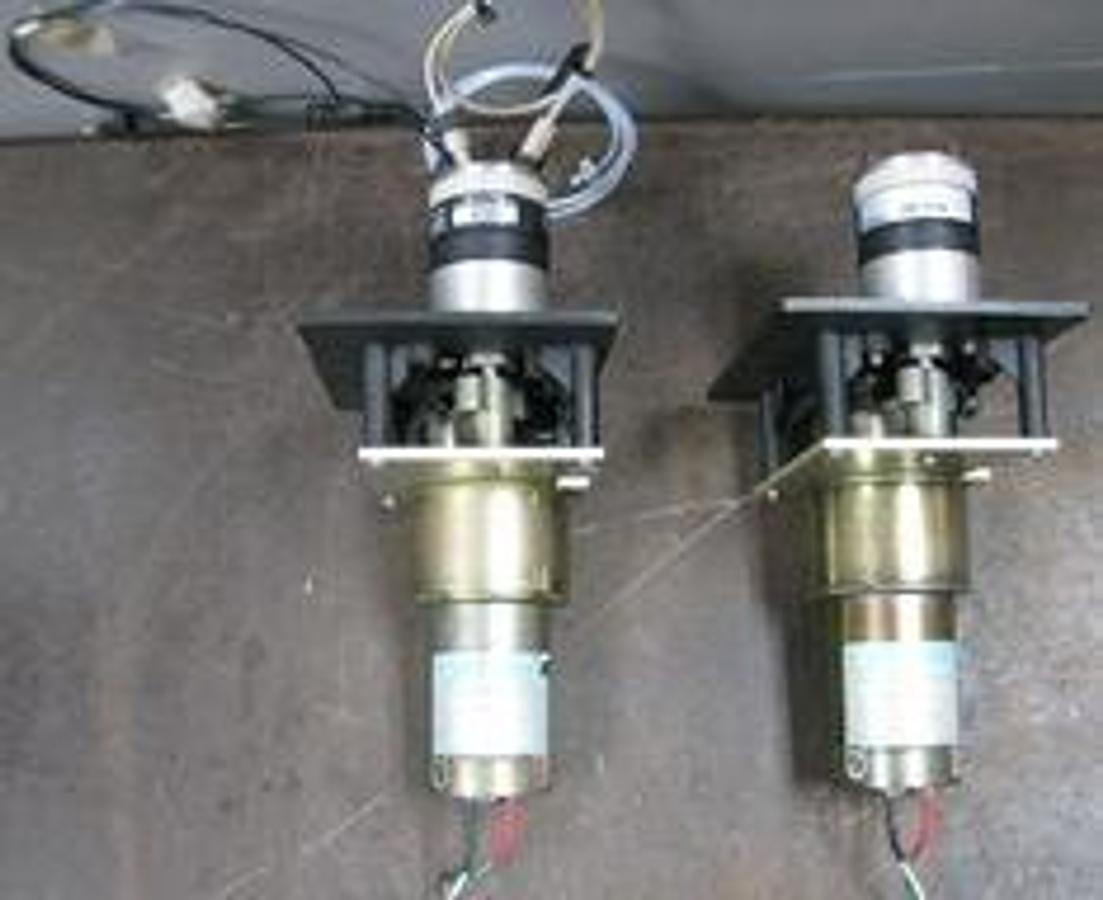 Used DIONEX AS3500 AUTOSAMPLER PART PUMPS WITH MOTOR