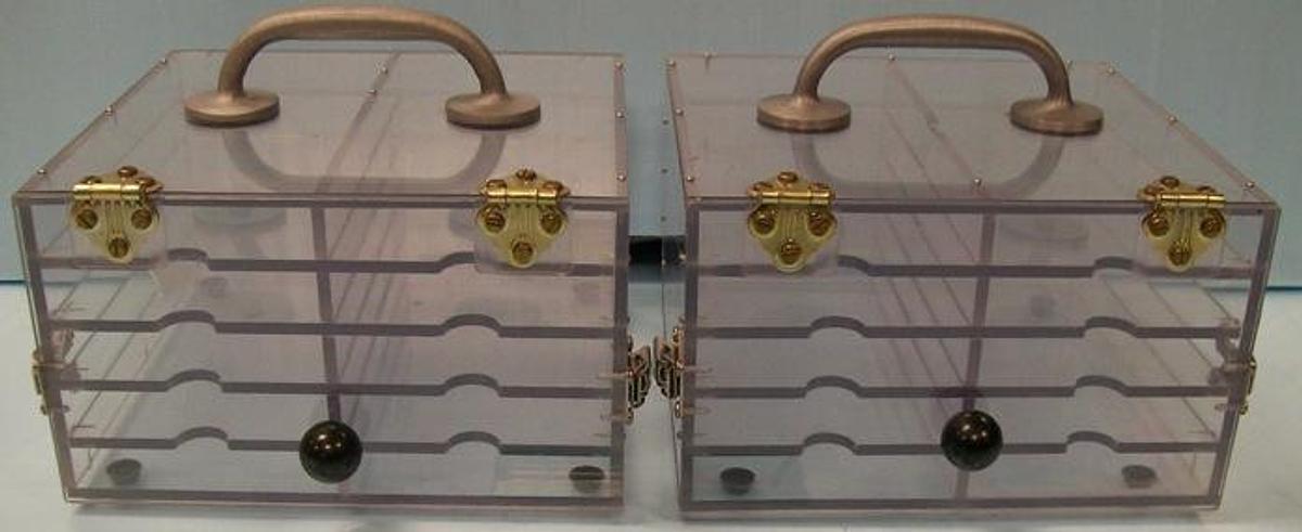 Used DESICCATOR 11X11X7