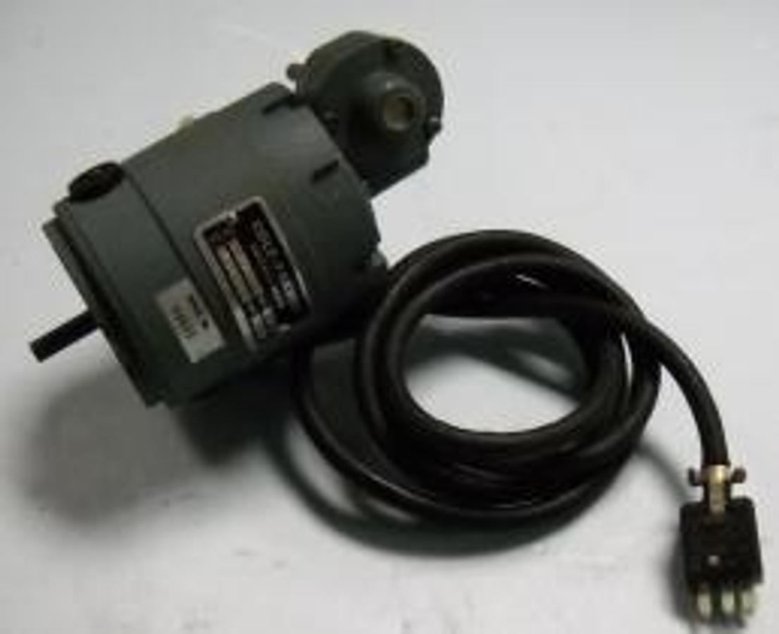 Used QTY. 1. COLE PALMER CHICAGO 60626 MIXER