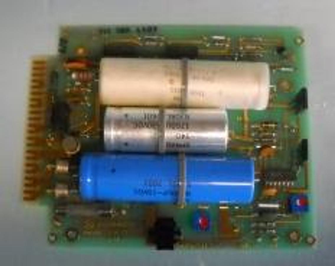 Used QTY. 1. HEWLETT PACKARD HP 05730-60010 DIV 43 REV F BOARD.