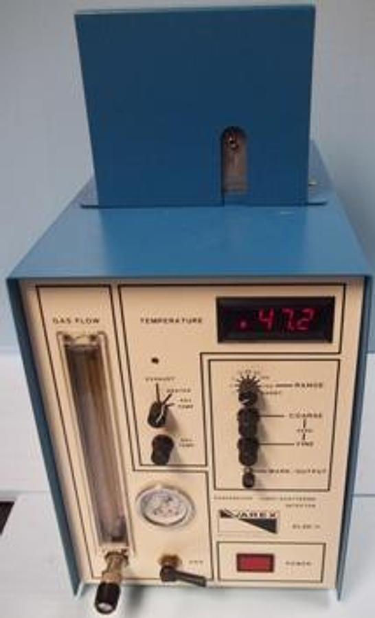 Used QTY. 1. VAREX EVAPORATIVE LIGHT-SCATTERING DETECTOR