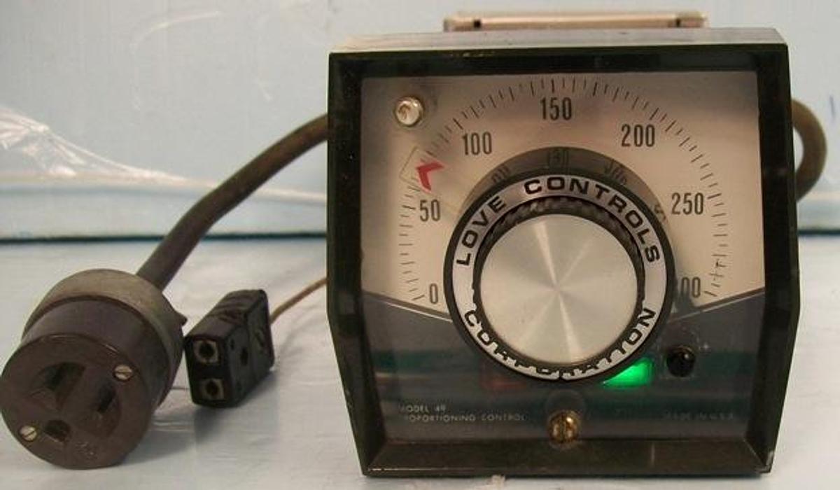 Used QTY. 1. LOVE CONTROLS PROPORTIONING CONTROL
