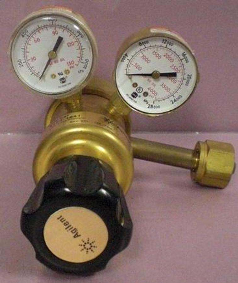 Used QTY. 1. AGILENT DUAL GUAGE MULTISTAGE REGULATOR