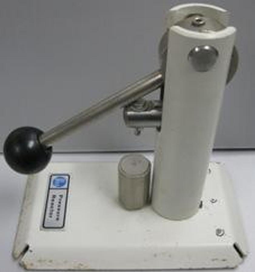 Used QTY. 1. PARR PRESSURE REACTOR 2811 PELLET PRESS ONLY DOES