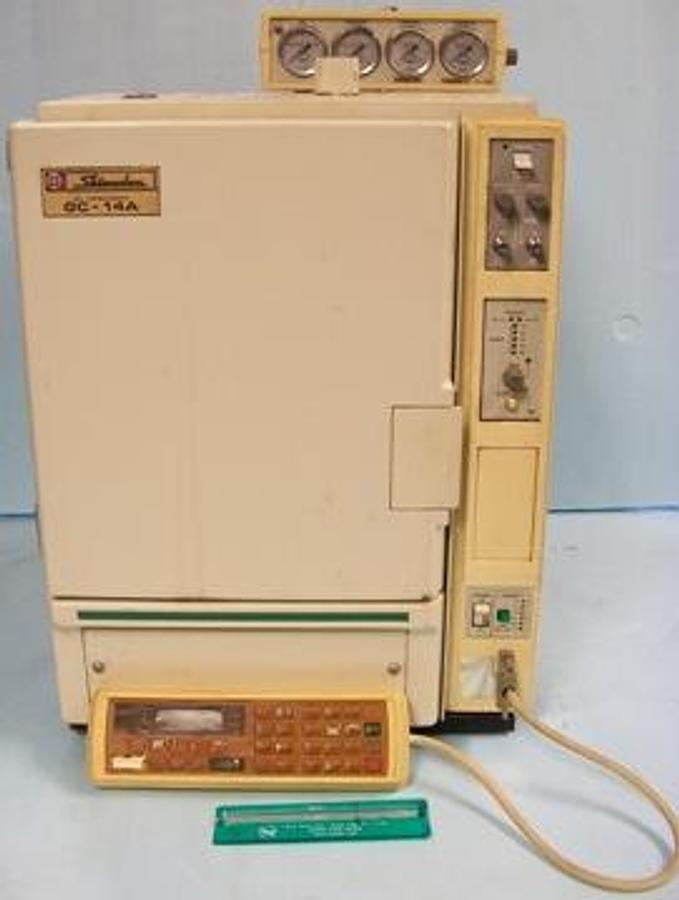 Used QTY. 1. SHIMADZU GAS CHROMATOGRAPH GC-14A