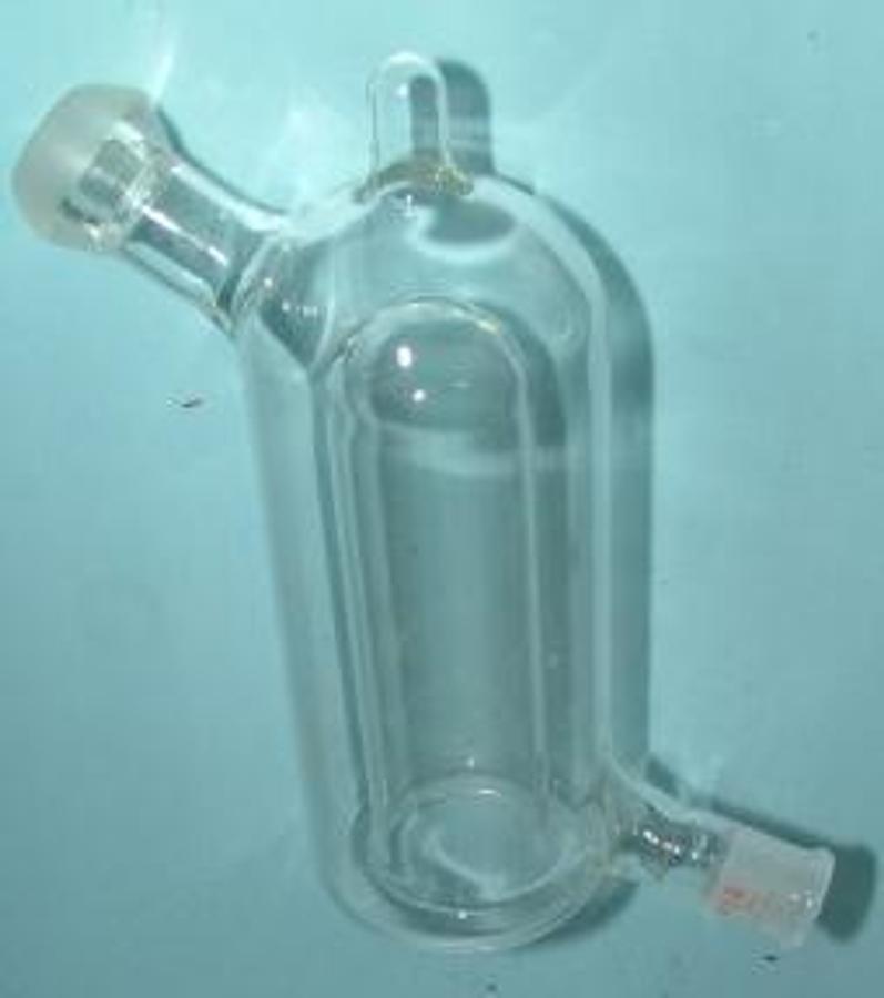 Used LAB GLASS INC 14/20 FEMALE SPECIALTY GLASS BALL JOINT END ON THE BOTTOM DOUBLE WALLED.