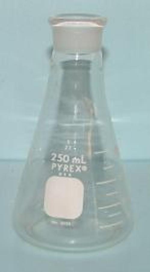 Used QTY. 1. PYREX 250ML #5020 # OF TOP 27.