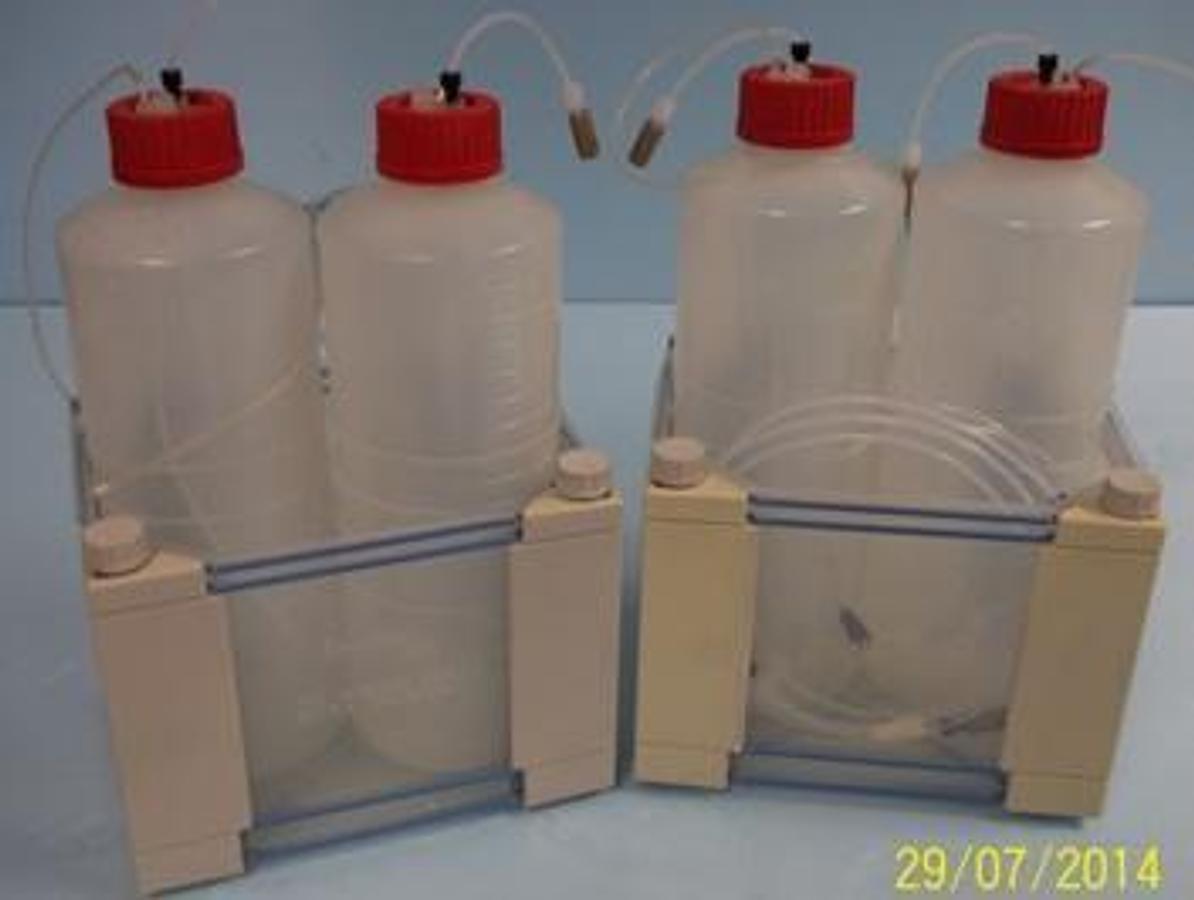 Used DIONEX BOTTLES SET OF 2 1800ML WITH SCHOTT GL45 TOPS