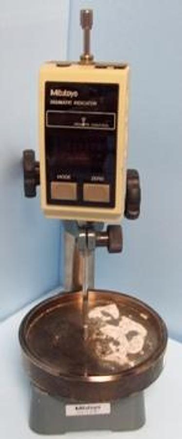 Used QTY. 1. MITUTOYO MEXICANA DIGIMATIC INDICATOR REMOTE CONTROL INLET CODE NO. 543-525-1