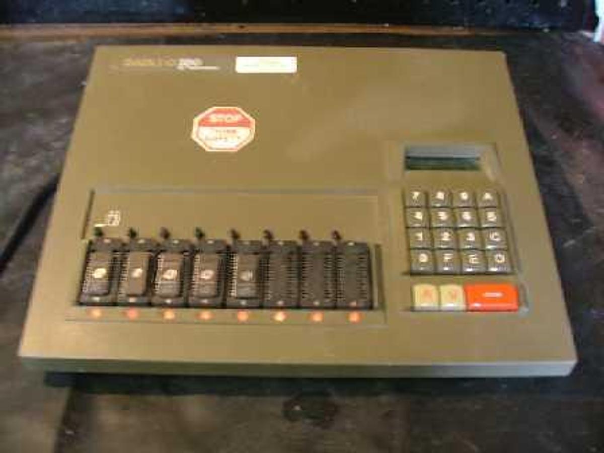 Used QTY. 1. DATA I/O 280 SET PROGRAMMER PART NO: 950-0127-001 F/W 4-0