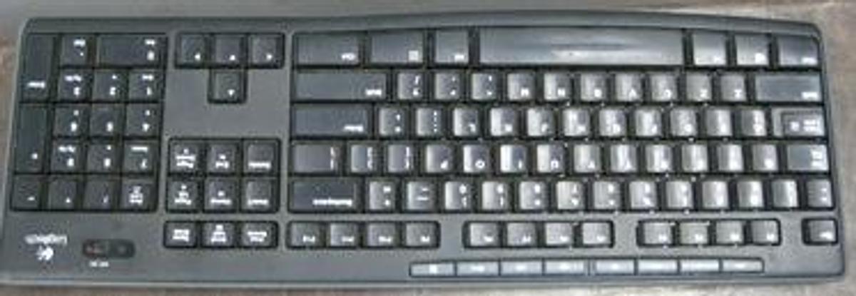Used LOGITECH WIRELESS COMPETER KEYBOARD