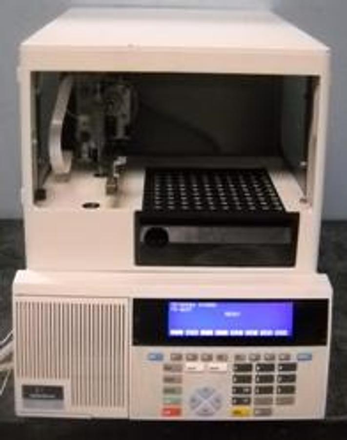 Used QTY. 1. PERKIN ELMER SERIES 200 LC AUTO SAMPLER